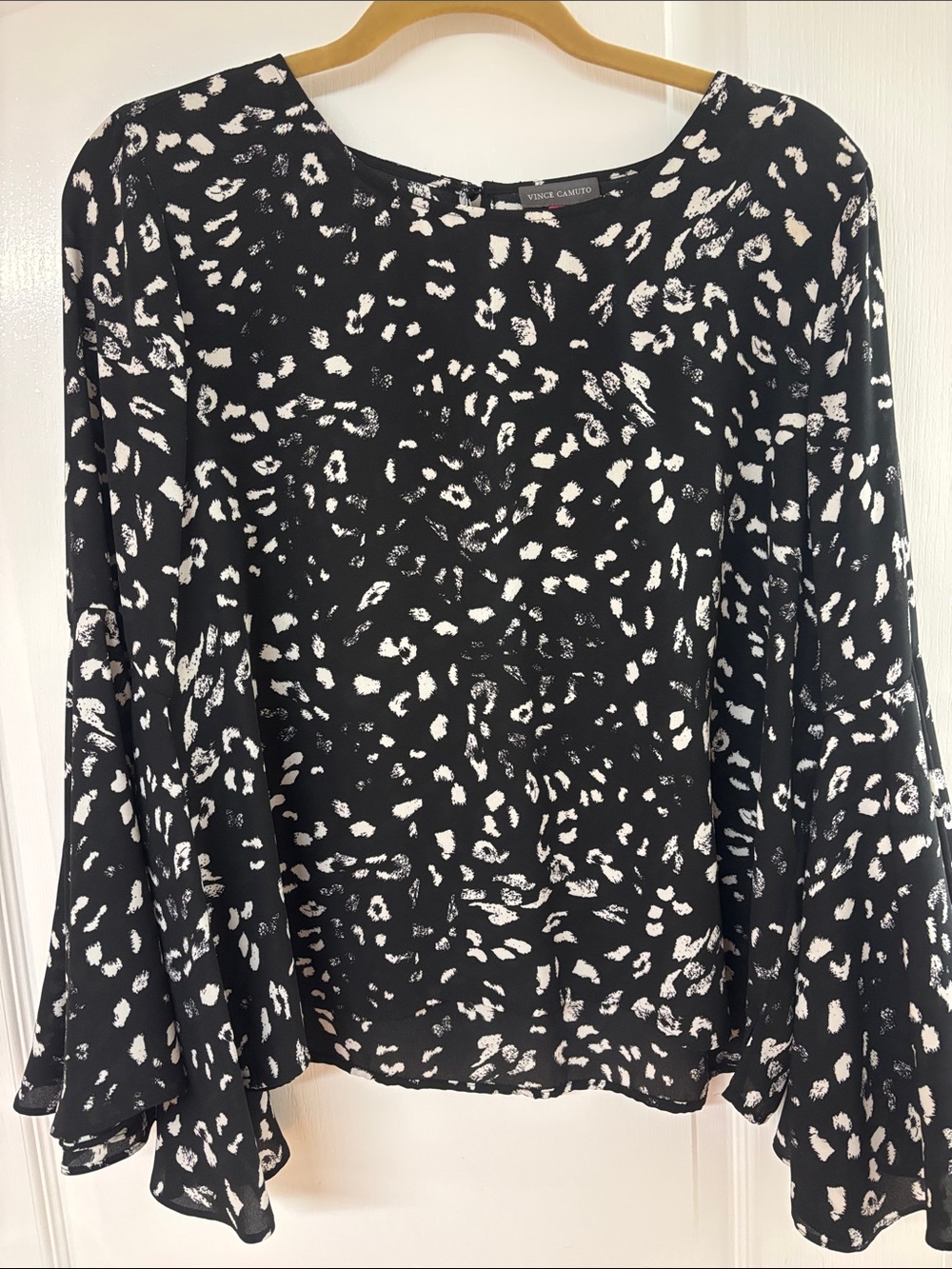Vince Camuto Black and White Printed Bell-Sleeve Blouse